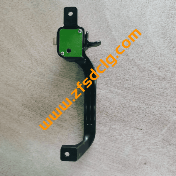 XCMG XC870K Mini Skid Steer Loader Parts 860147448 Y0313036 FRONT WINDSHIELD HANDLE LOCK FOR SALE - Image 2