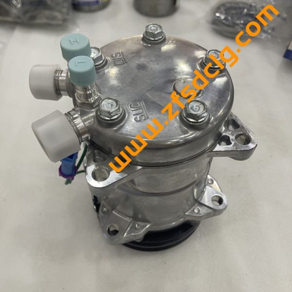 XCMG 803588834 COMPRESSOR ASSY For LW180KV LW200KV Wheel Loader for sale - Image 2