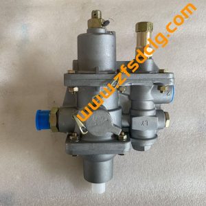 Wheel Loader Spare Parts Oil Water Separator 4120000084 for SDLG LG936 LG956