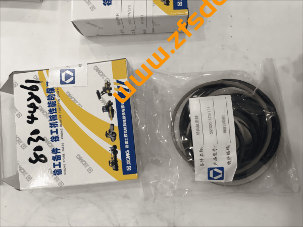 XCMG LW600K Wheel Loader Parts 803044861 XGYG01-173/174 Steering cylinder seal kit For Sale - Image 2